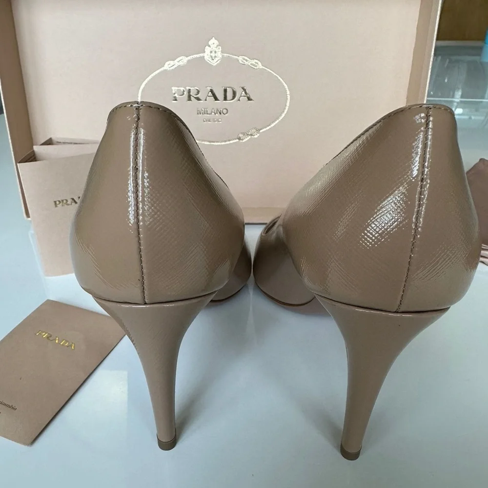 PRADA Calzature Donna Vernice St. Saffiano Cammeo Pump Heels - Picture 11 of 13